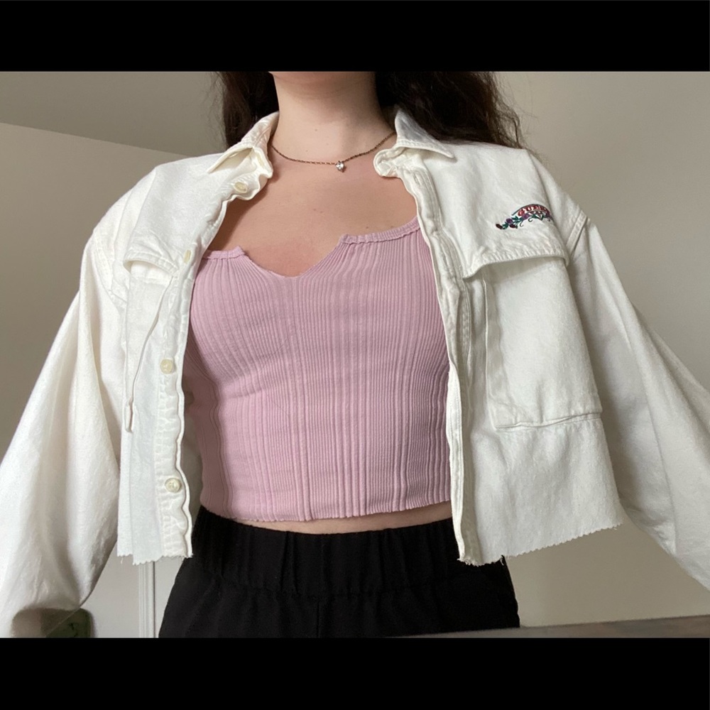 Vintage GUESS white cropped jacket with embroidered detail